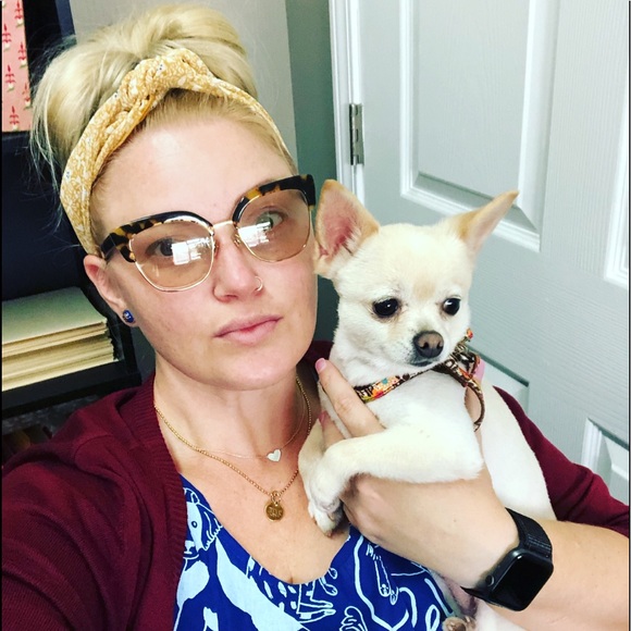 Meet your Posher, Sarah - Picture 1 of 1